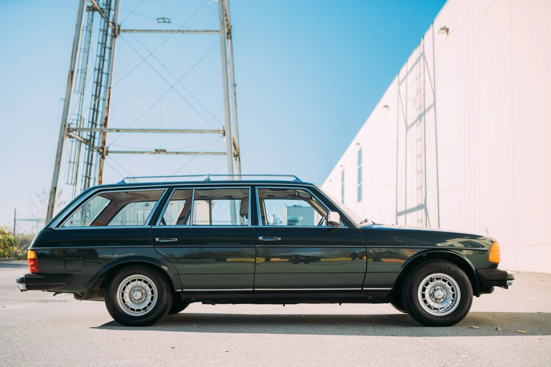 1981 Mercedes-Benz W123 Wagon (S123) - Image 19 of 31