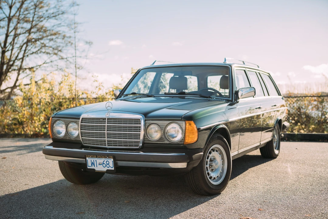 1981 Mercedes-Benz W123 Wagon (S123) - Image 11 of 31