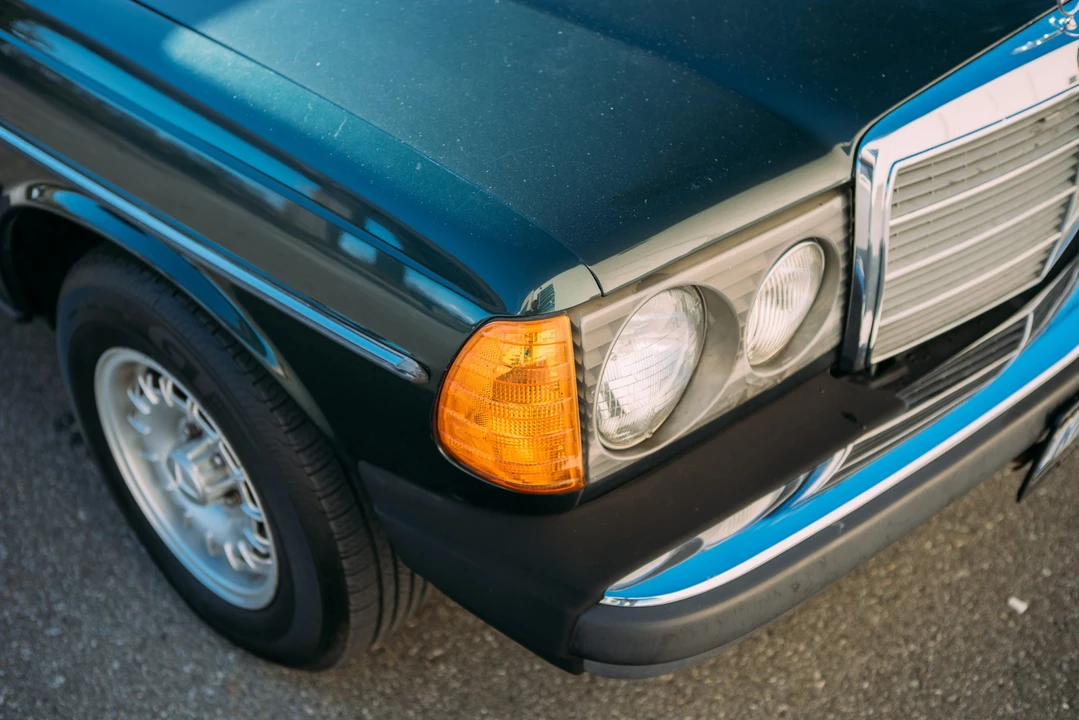 1981 Mercedes-Benz W123 Wagon (S123) - Image 28 of 31