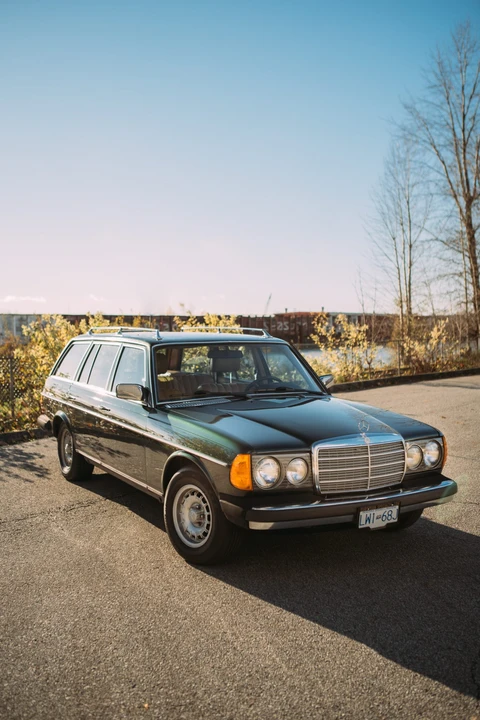 1981 Mercedes-Benz W123 Wagon (S123) - Image 17 of 31