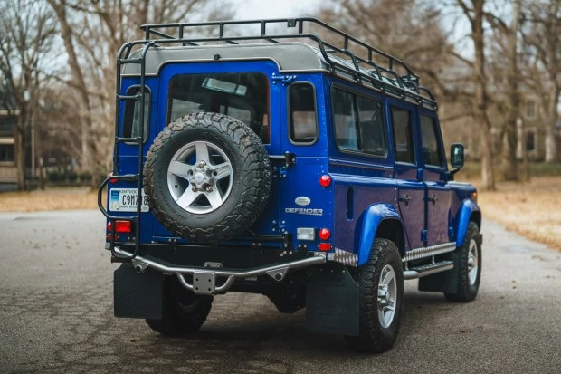 1988 Land Rover Defender 110 - Image 2 of 7