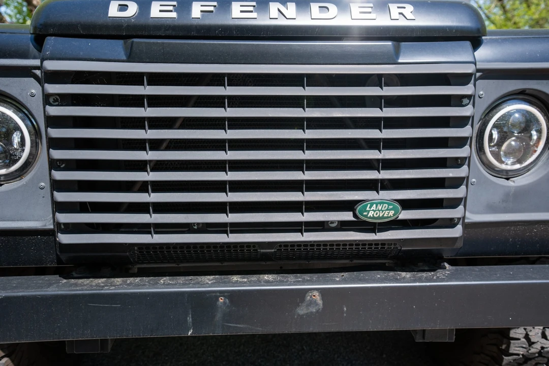 1992 Land Rover Defender 110 - Image 19 of 31
