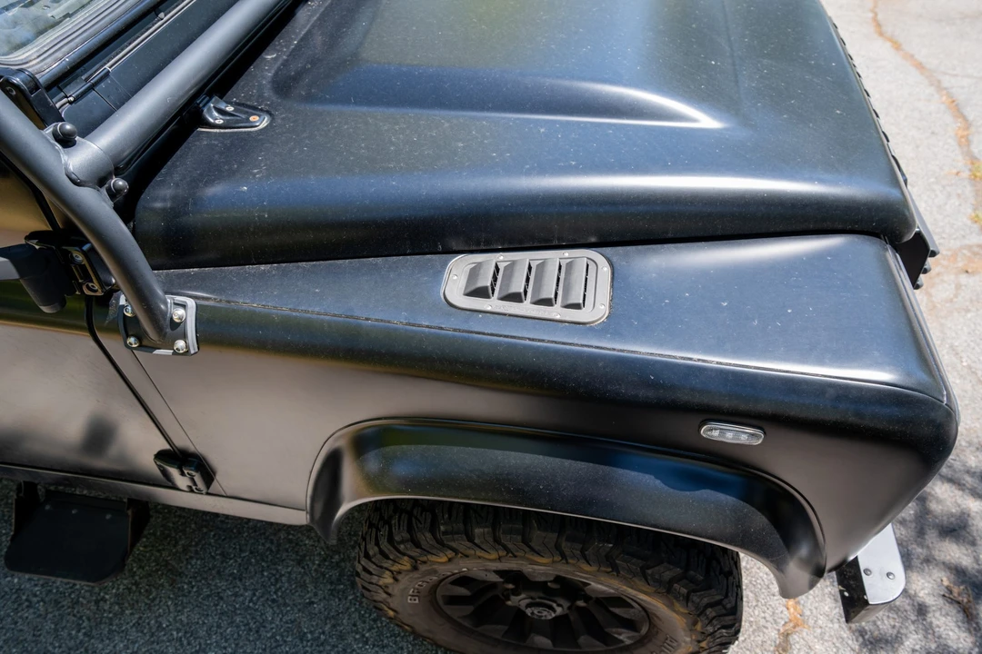 1992 Land Rover Defender 110 - Image 14 of 31