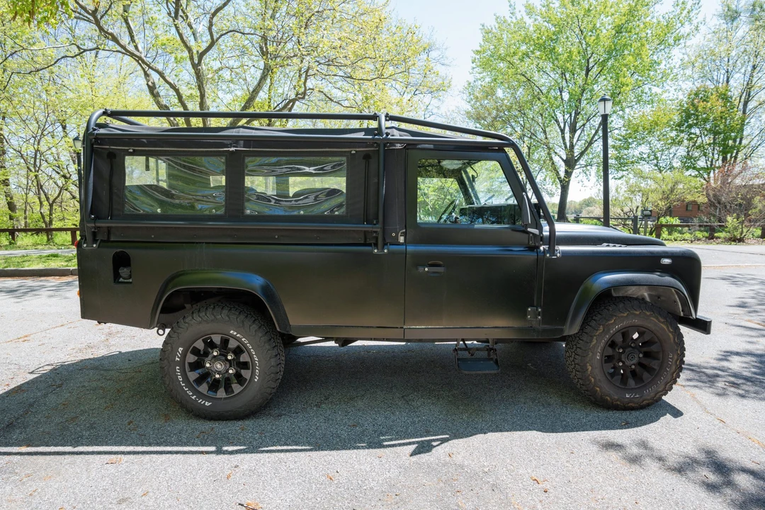 1992 Land Rover Defender 110 - Image 9 of 31