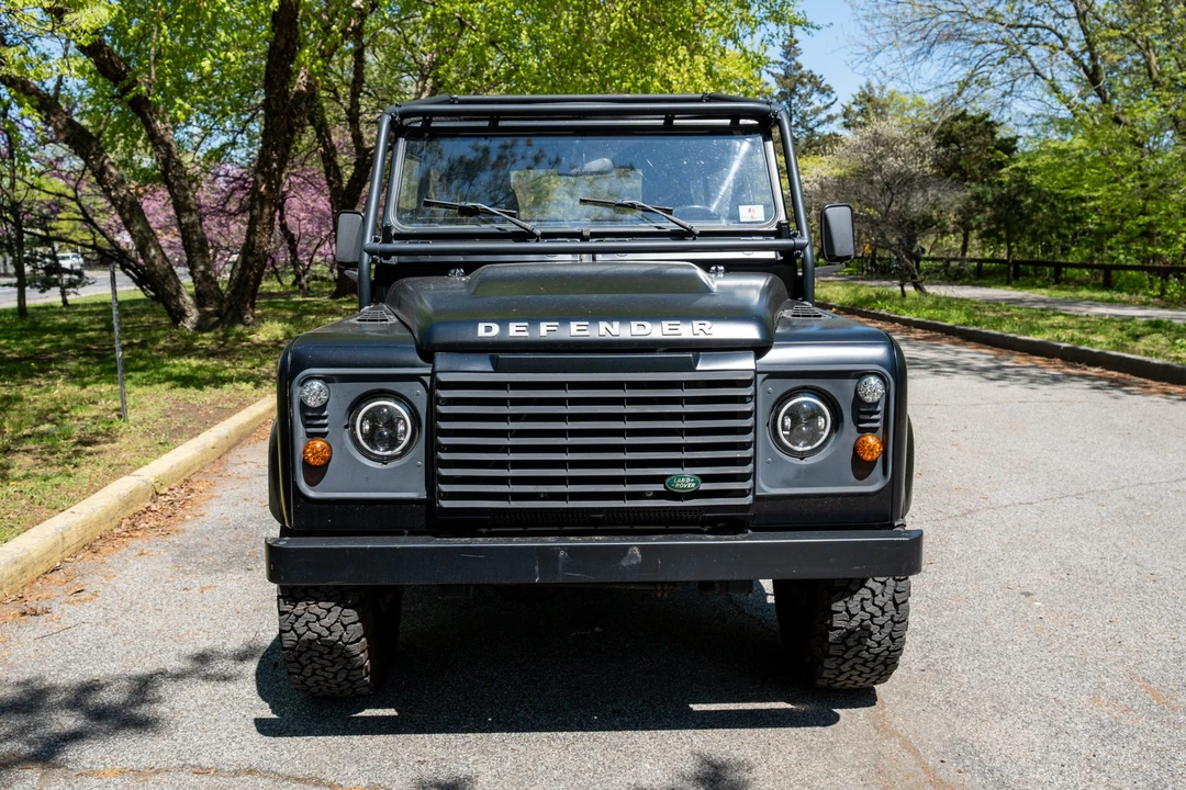 1992 Land Rover Defender 110 - Image 3 of 31