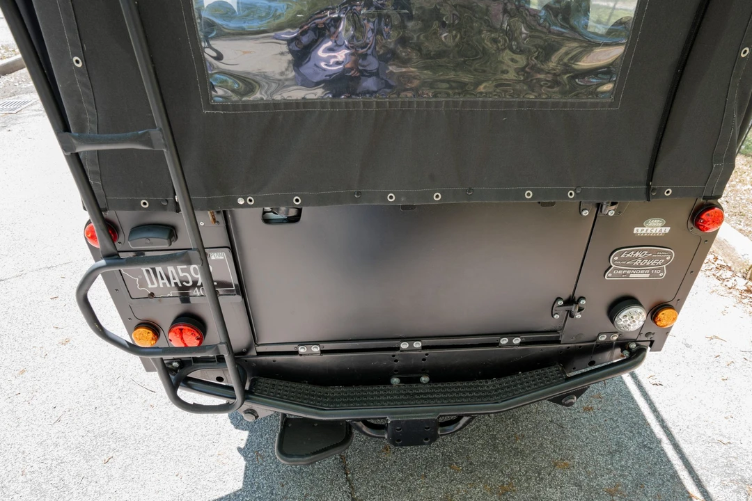 1992 Land Rover Defender 110 - Image 25 of 31