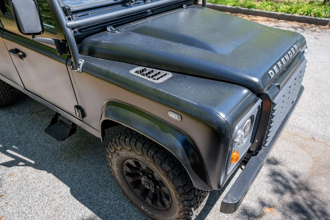 1992 Land Rover Defender 110 - Image 11 of 31