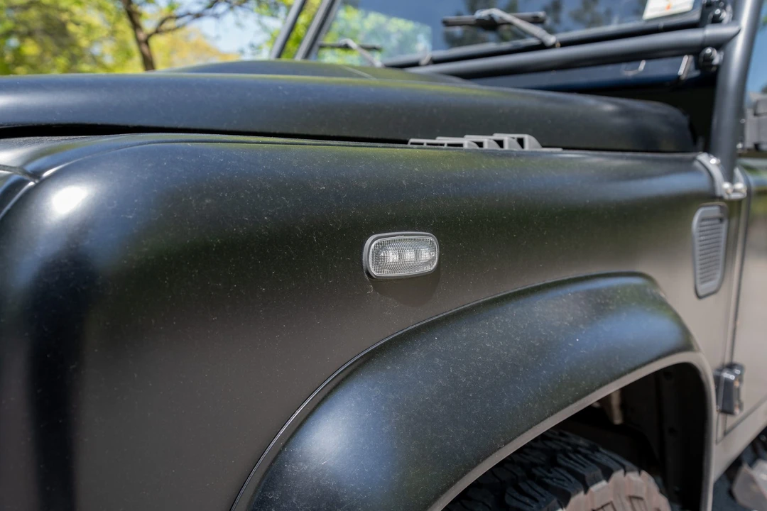 1992 Land Rover Defender 110 - Image 21 of 31