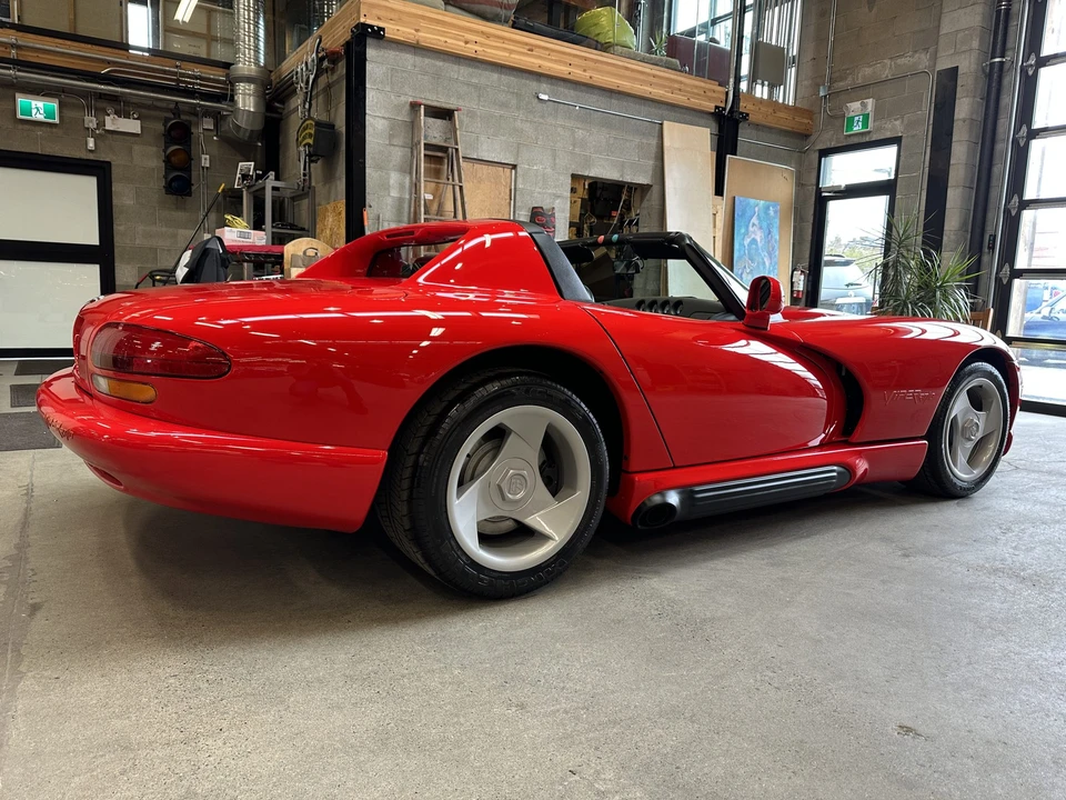 1994 Dodge Viper 1st Gen - Image 14 of 31