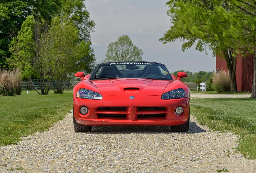 2003 Dodge Viper 3rd Gen - Image 2 of 31