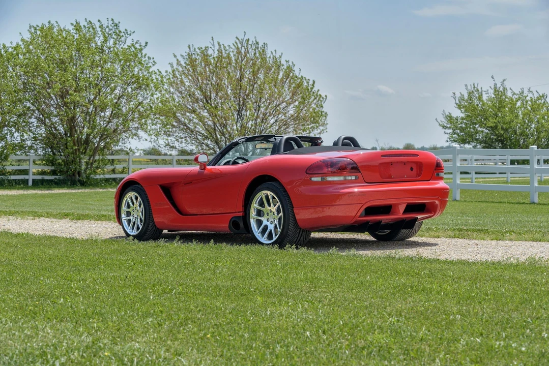2003 Dodge Viper 3rd Gen - Image 9 of 31