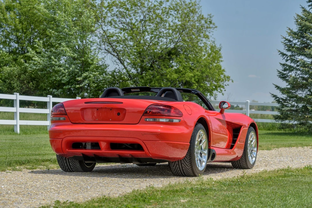 2003 Dodge Viper 3rd Gen - Image 13 of 31