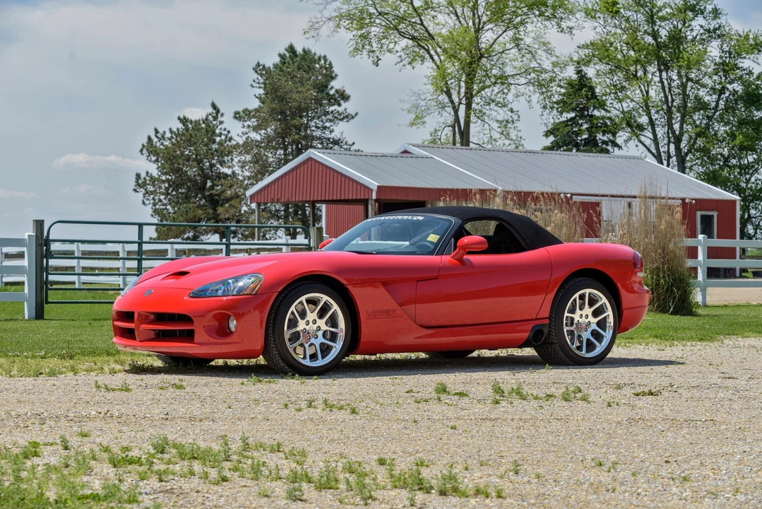 2003 Dodge Viper 3rd Gen - Image 20 of 31