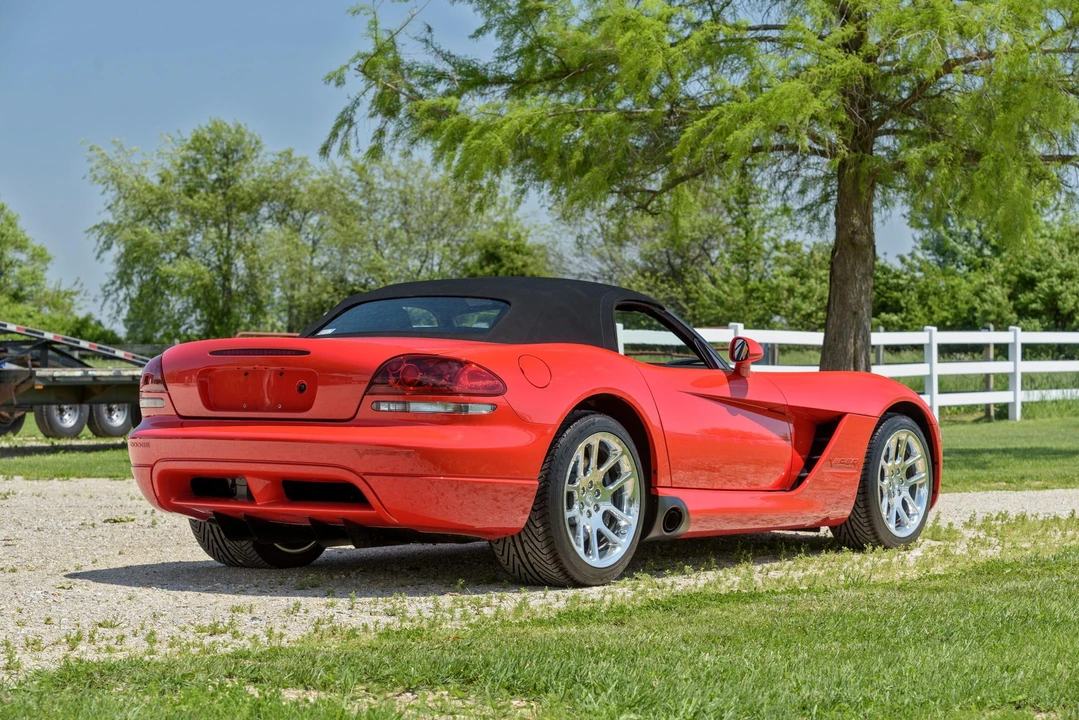 2003 Dodge Viper 3rd Gen - Image 27 of 31