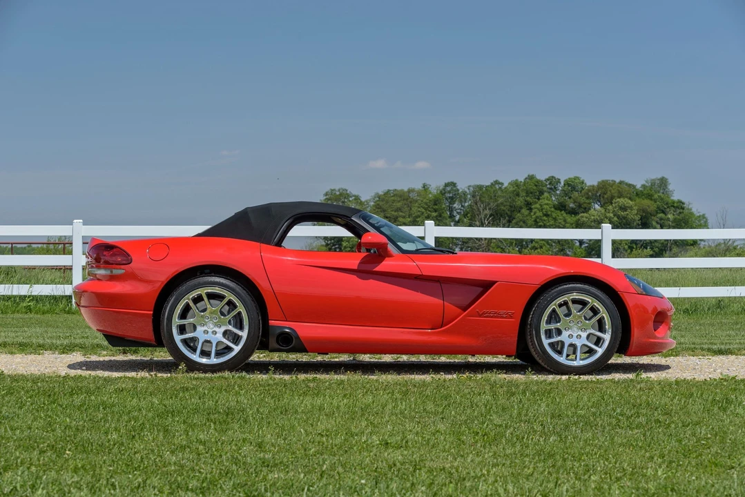 2003 Dodge Viper 3rd Gen - Image 28 of 31