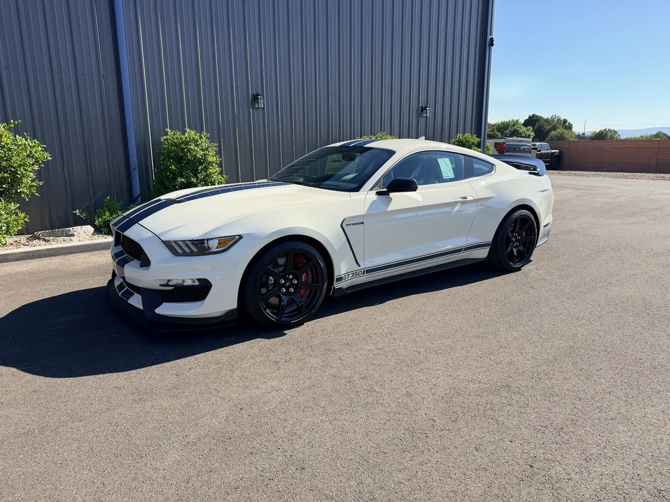 2020 Ford S550 Shelby Mustang GT350R - Image 2 of 31