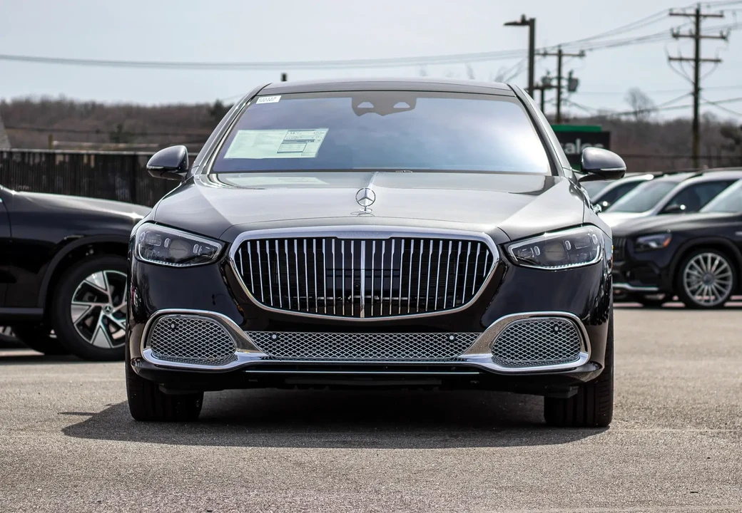 2023 Mercedes-Benz W223 Maybach S-Class - Image 2 of 6