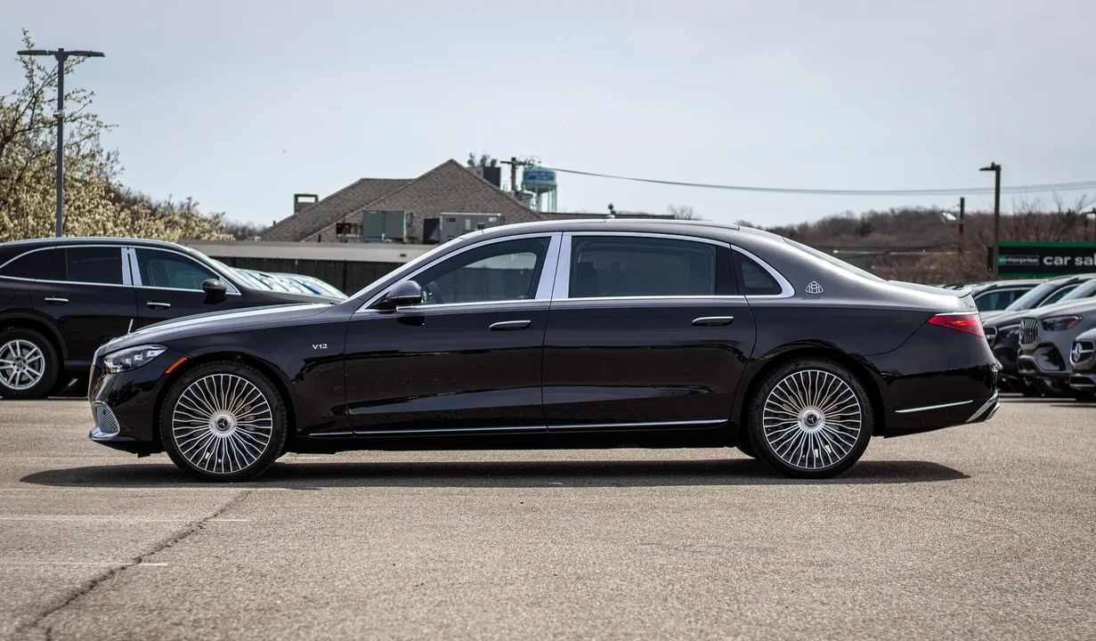 2023 Mercedes-Benz W223 Maybach S-Class - Image 4 of 6