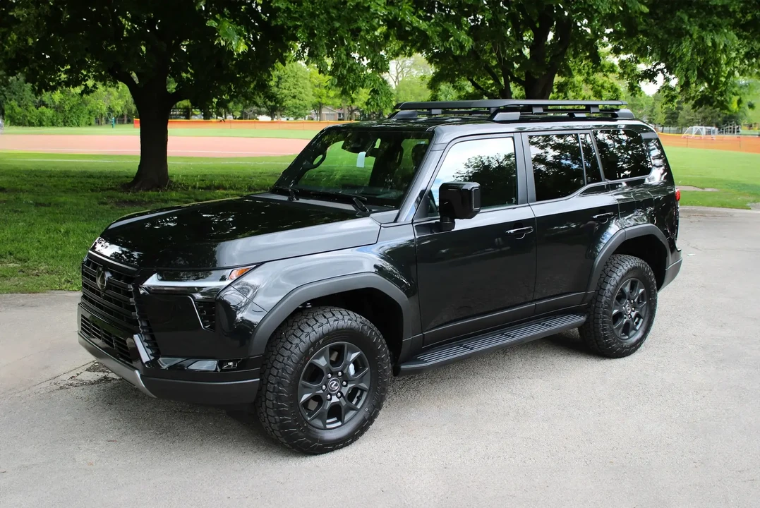 2024 Lexus GX 3rd Gen - Image 4 of 6