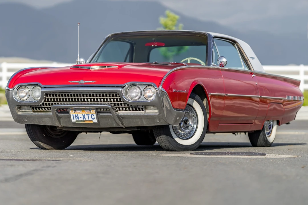 1962 Ford Thunderbird 3rd Gen - Image 2 of 31