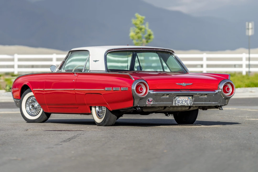 1962 Ford Thunderbird 3rd Gen - Image 4 of 31