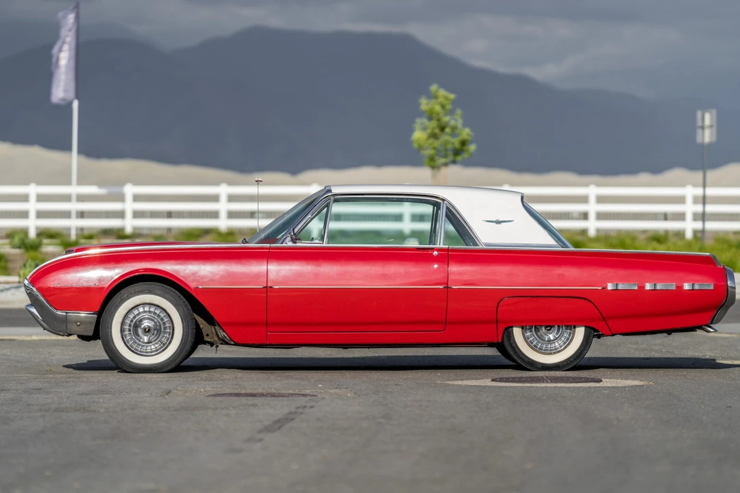 1962 Ford Thunderbird 3rd Gen - Image 3 of 31