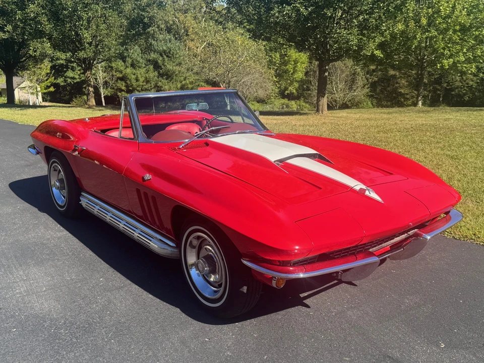 1966 Chevrolet Corvette C2 - Image 3 of 31