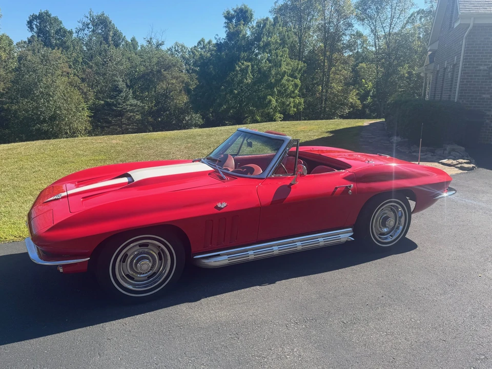 1966 Chevrolet Corvette C2 - Image 10 of 31