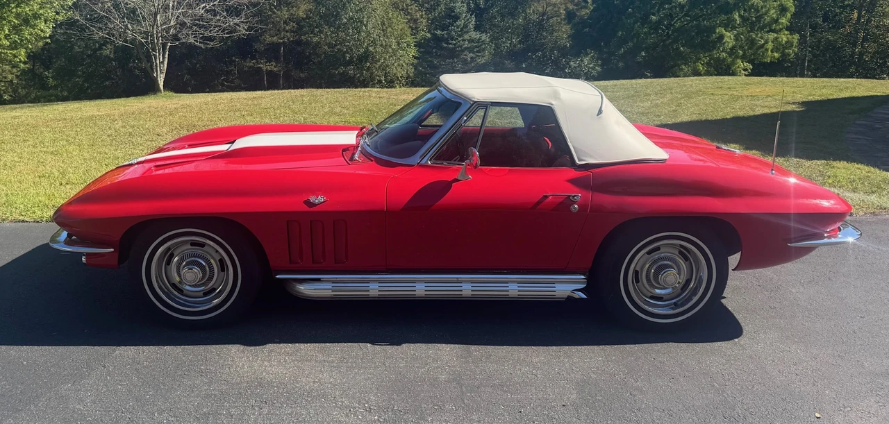 1966 Chevrolet Corvette C2 - Image 19 of 31