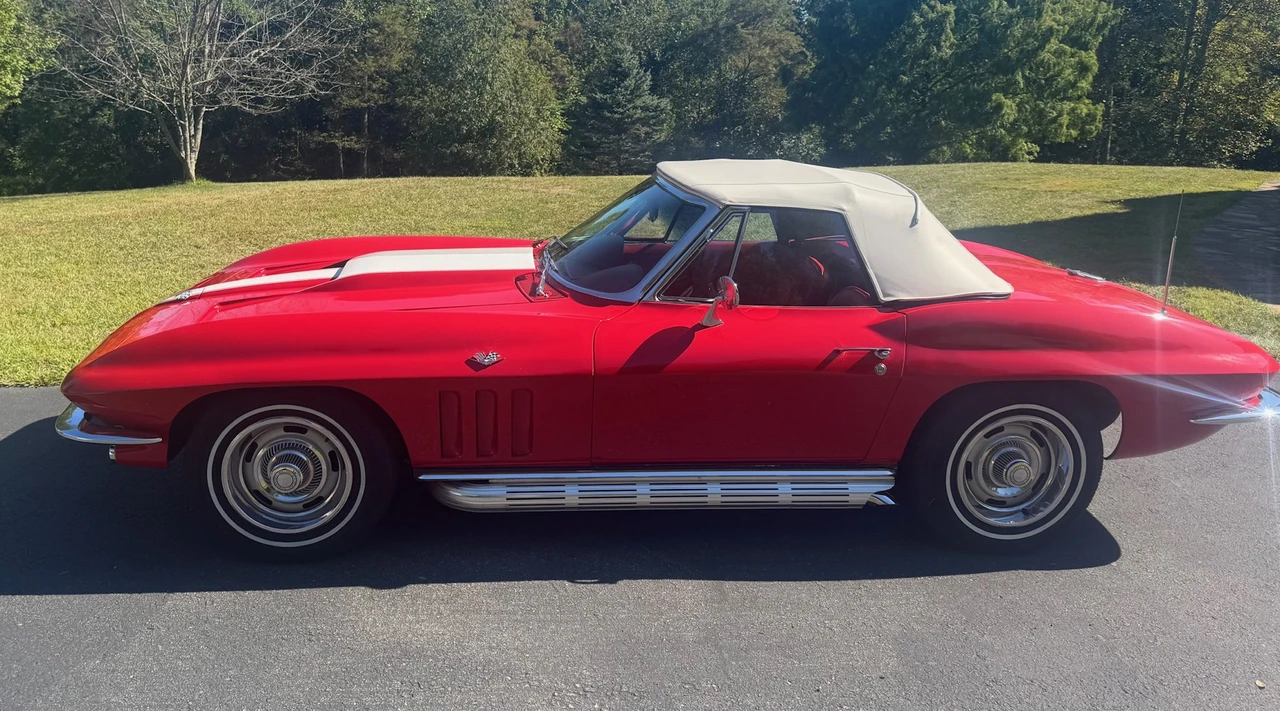 1966 Chevrolet Corvette C2 - Image 20 of 31