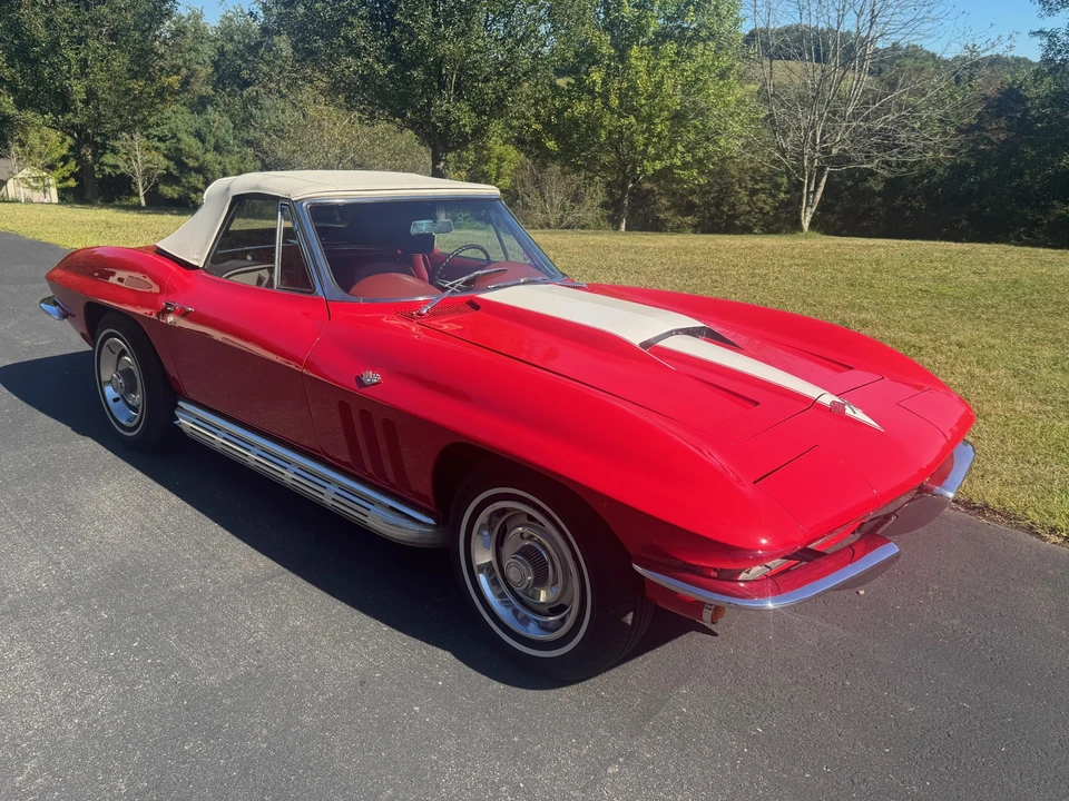 1966 Chevrolet Corvette C2 - Image 13 of 31