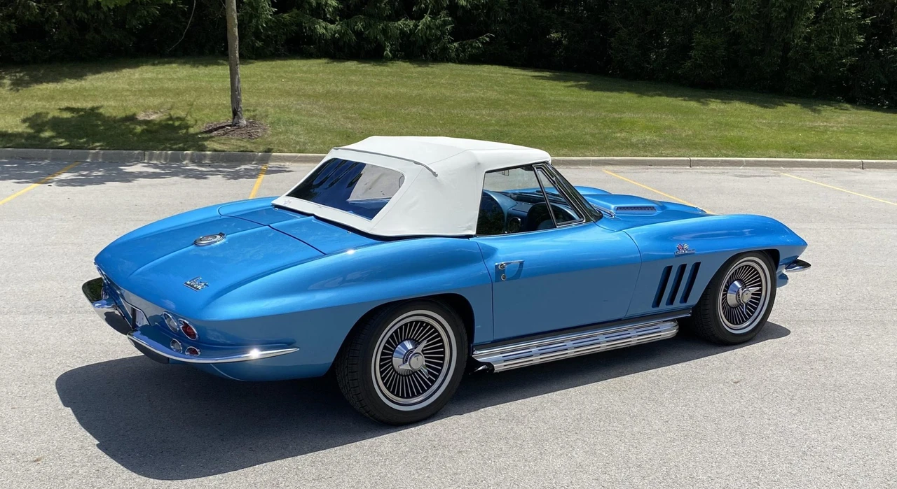 1966 Chevrolet Corvette C2 - Image 10 of 31