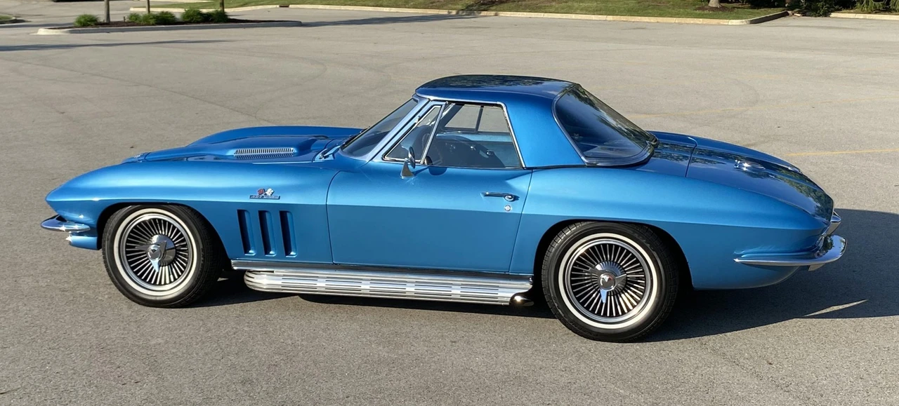 1966 Chevrolet Corvette C2 - Image 18 of 31