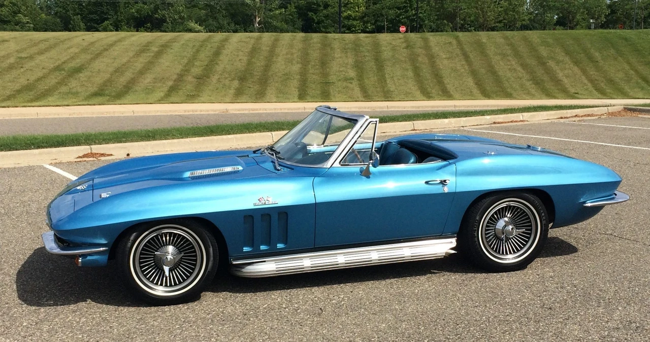 1966 Chevrolet Corvette C2 - Image 30 of 31