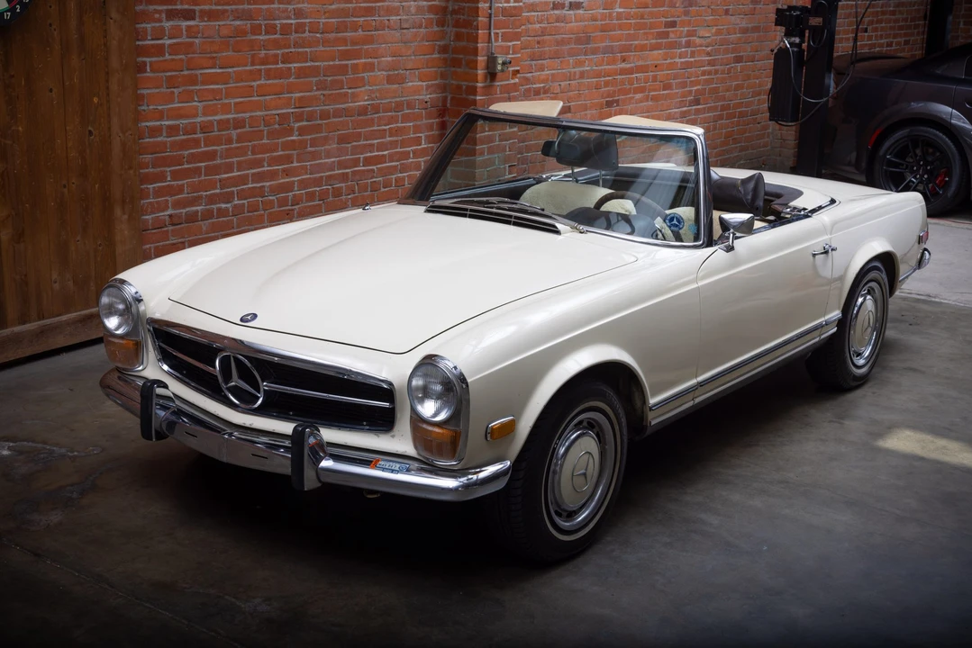1970 Mercedes-Benz W113 SL-Class - Image 25 of 31