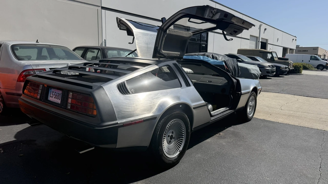 1982 DeLorean DMC-12 - Image 12 of 31