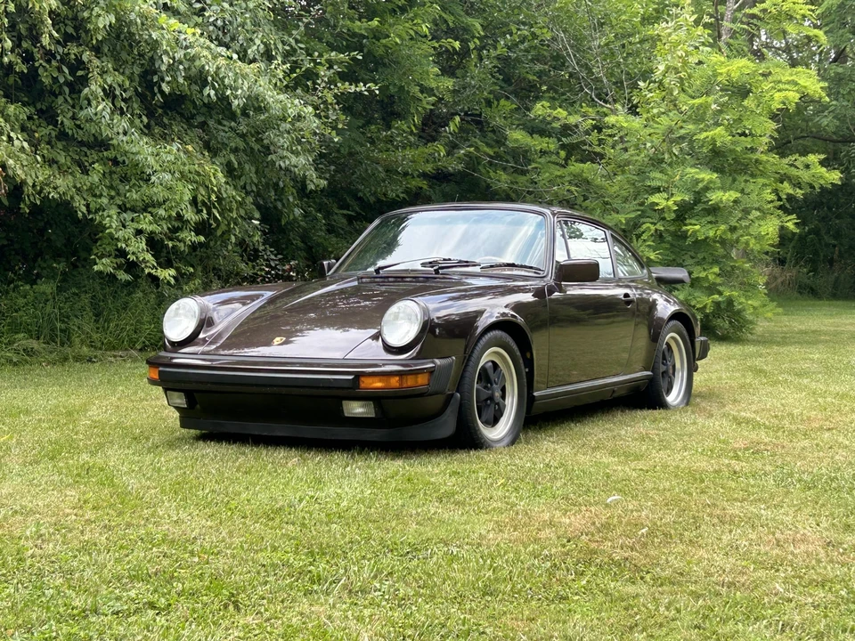 1987 Porsche 911 Carrera 3.2 - Image 10 of 31