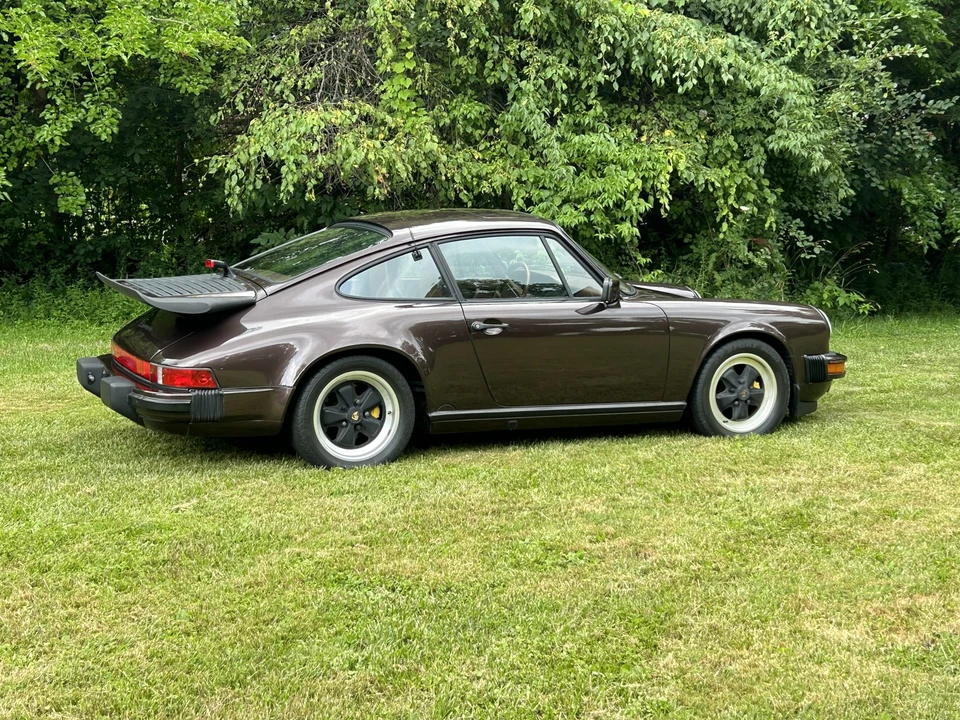 1987 Porsche 911 Carrera 3.2 - Image 13 of 31