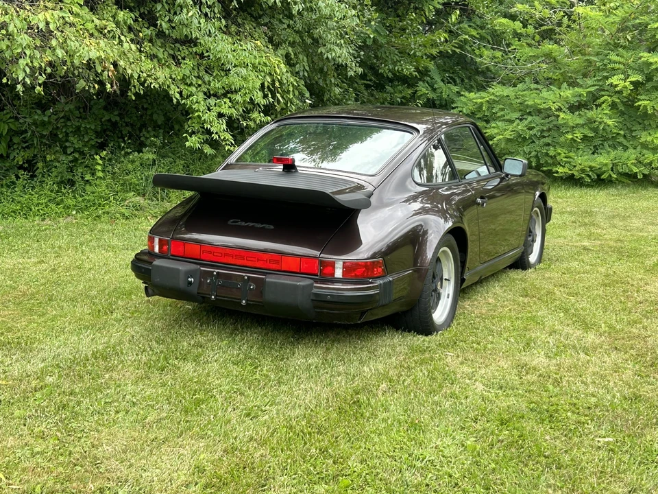 1987 Porsche 911 Carrera 3.2 - Image 17 of 31