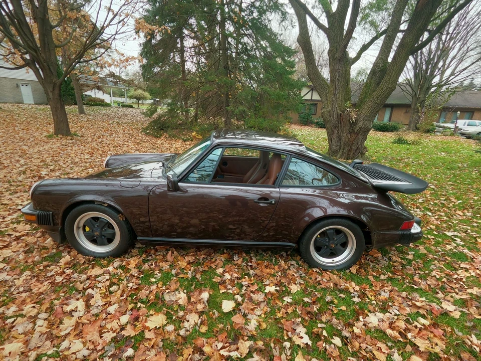 1987 Porsche 911 Carrera 3.2 - Image 28 of 31