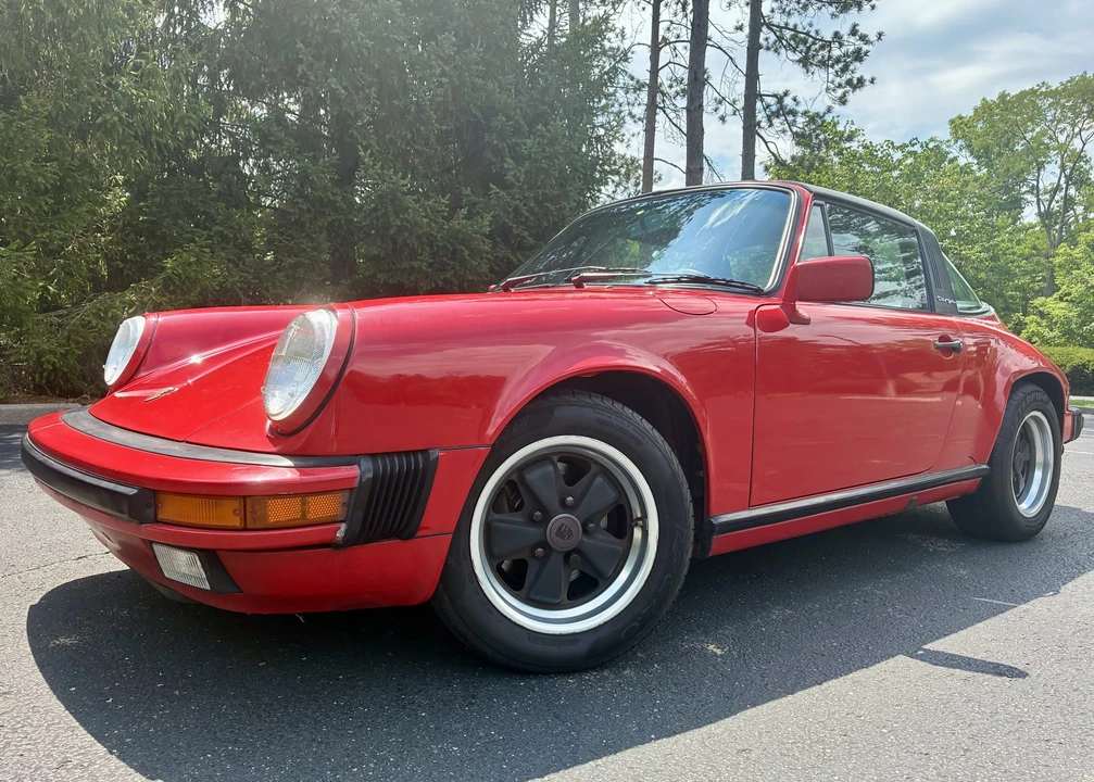 1987 Porsche 911 Carrera 3.2 - Image 2 of 31
