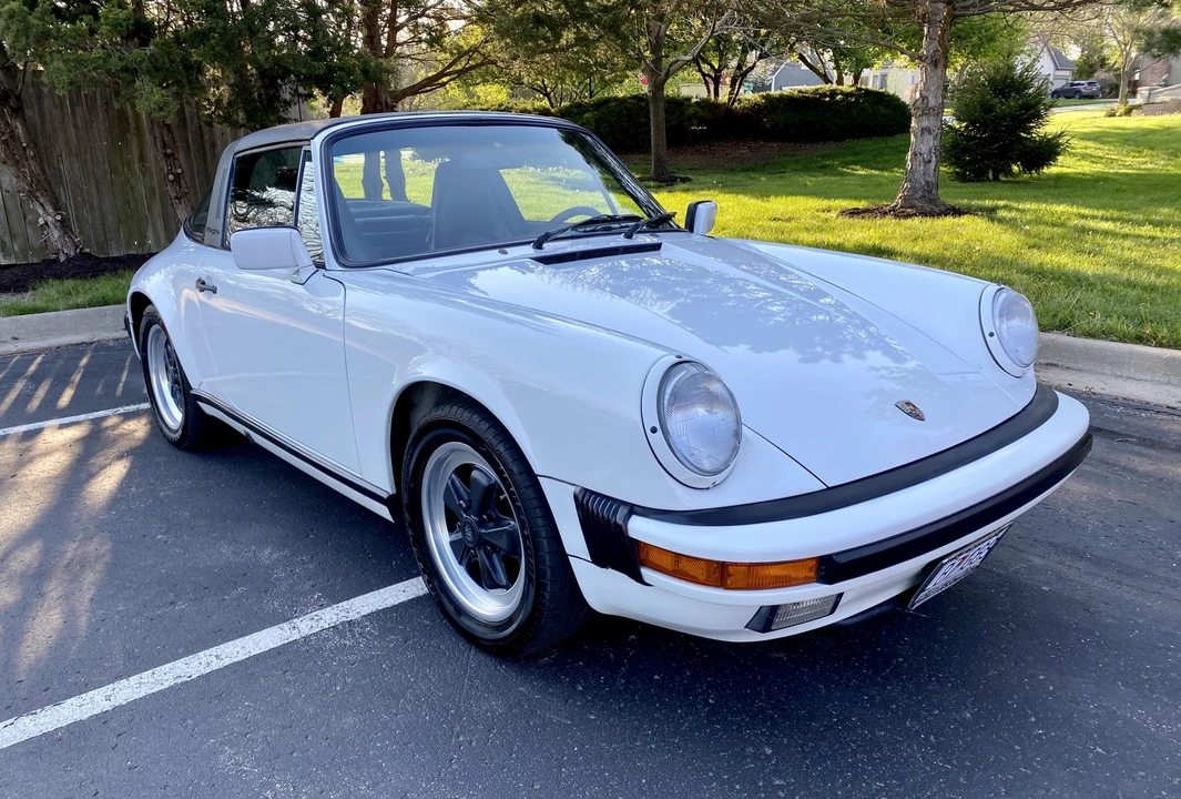1987 Porsche 911 Carrera 3.2 - Image 2 of 31