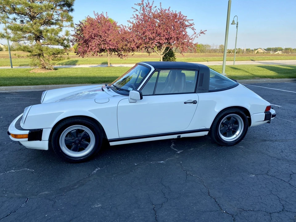 1987 Porsche 911 Carrera 3.2 - Image 7 of 31