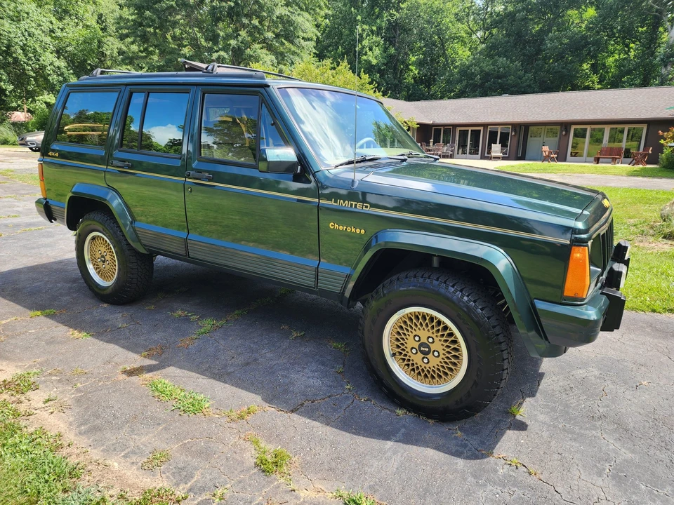 1992 Jeep Cherokee - Image 8 of 31