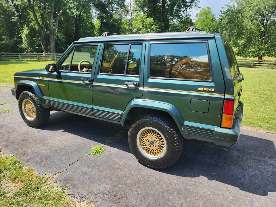 1992 Jeep Cherokee - Image 6 of 31