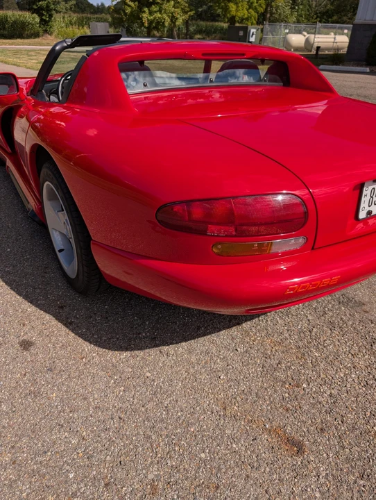 1994 Dodge Viper 1st Gen - Image 27 of 31