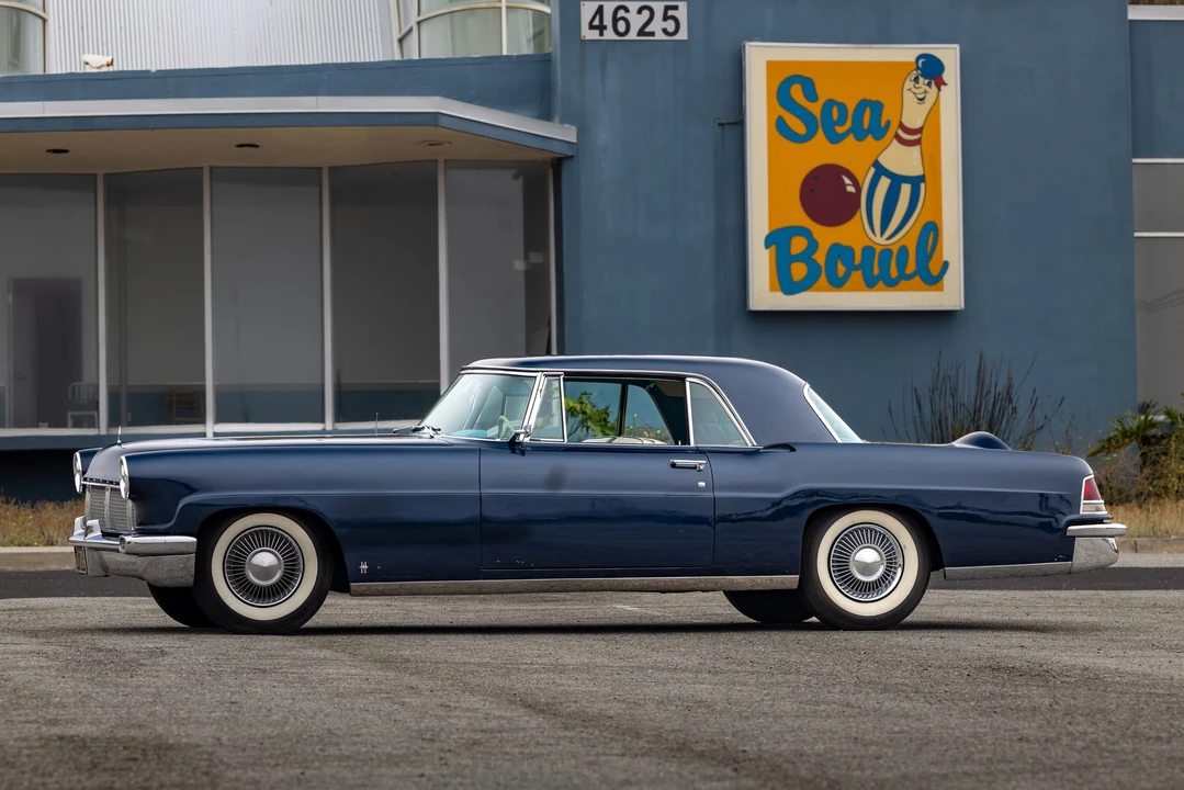 1956 Lincoln Continental Mark II - Image 25 of 31