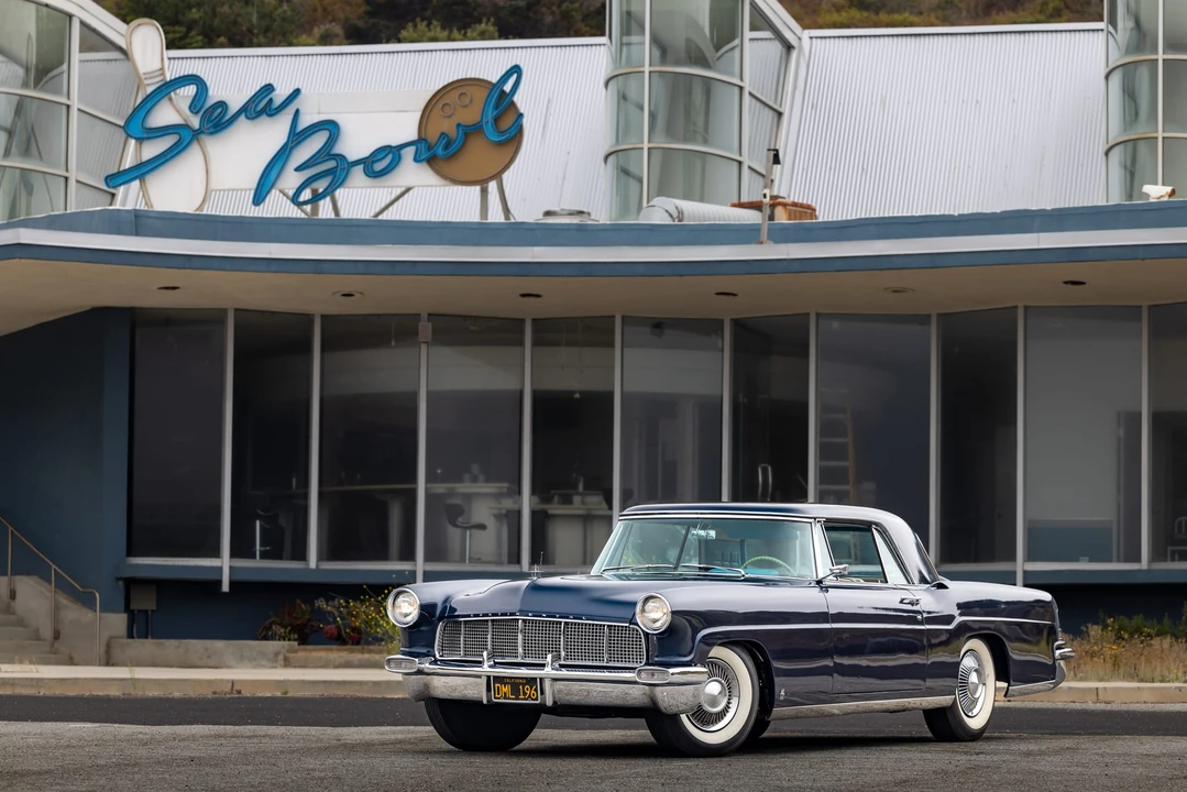 1956 Lincoln Continental Mark II - Image 5 of 31