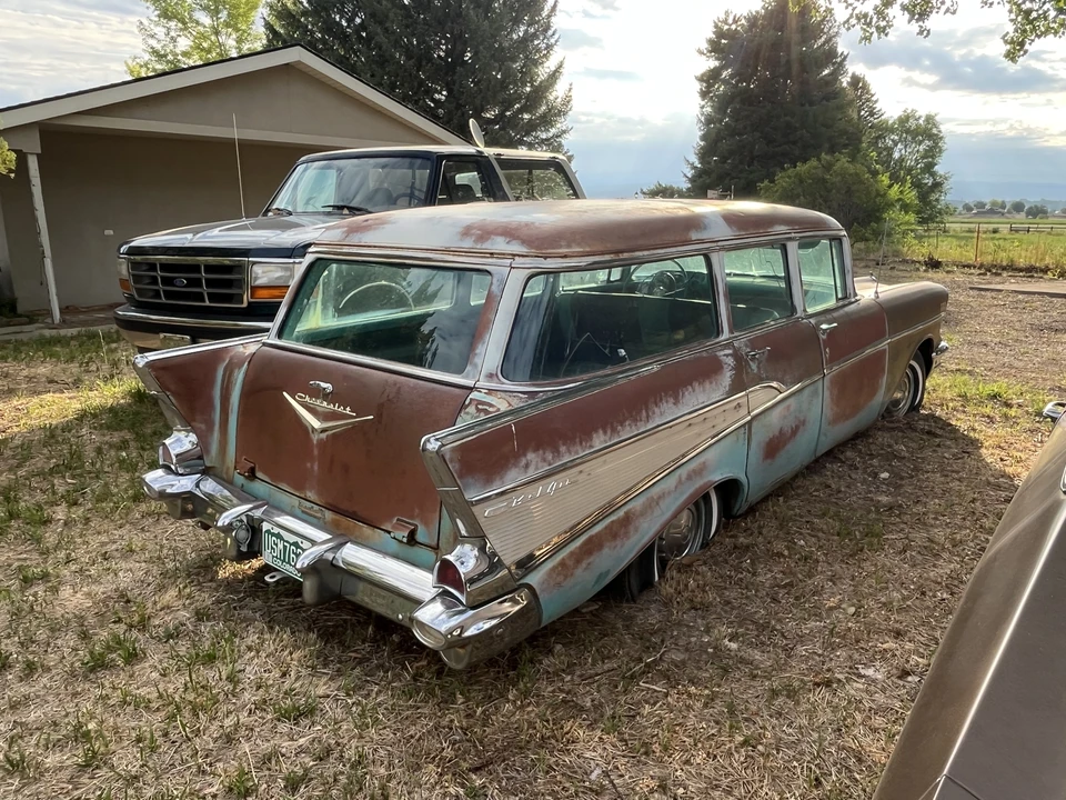 1957 Chevrolet Tri-Five Bel Air Sedan & Wagon - Image 5 of 31