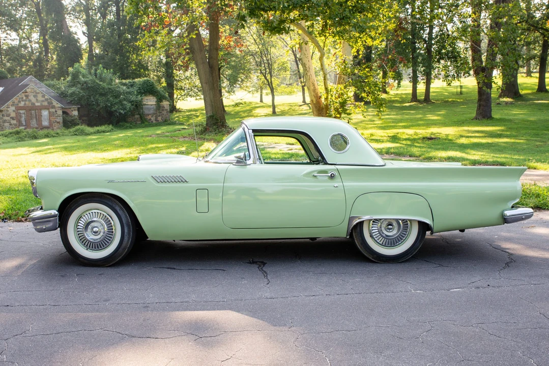 1957 Ford Thunderbird 1st Gen - Image 3 of 31